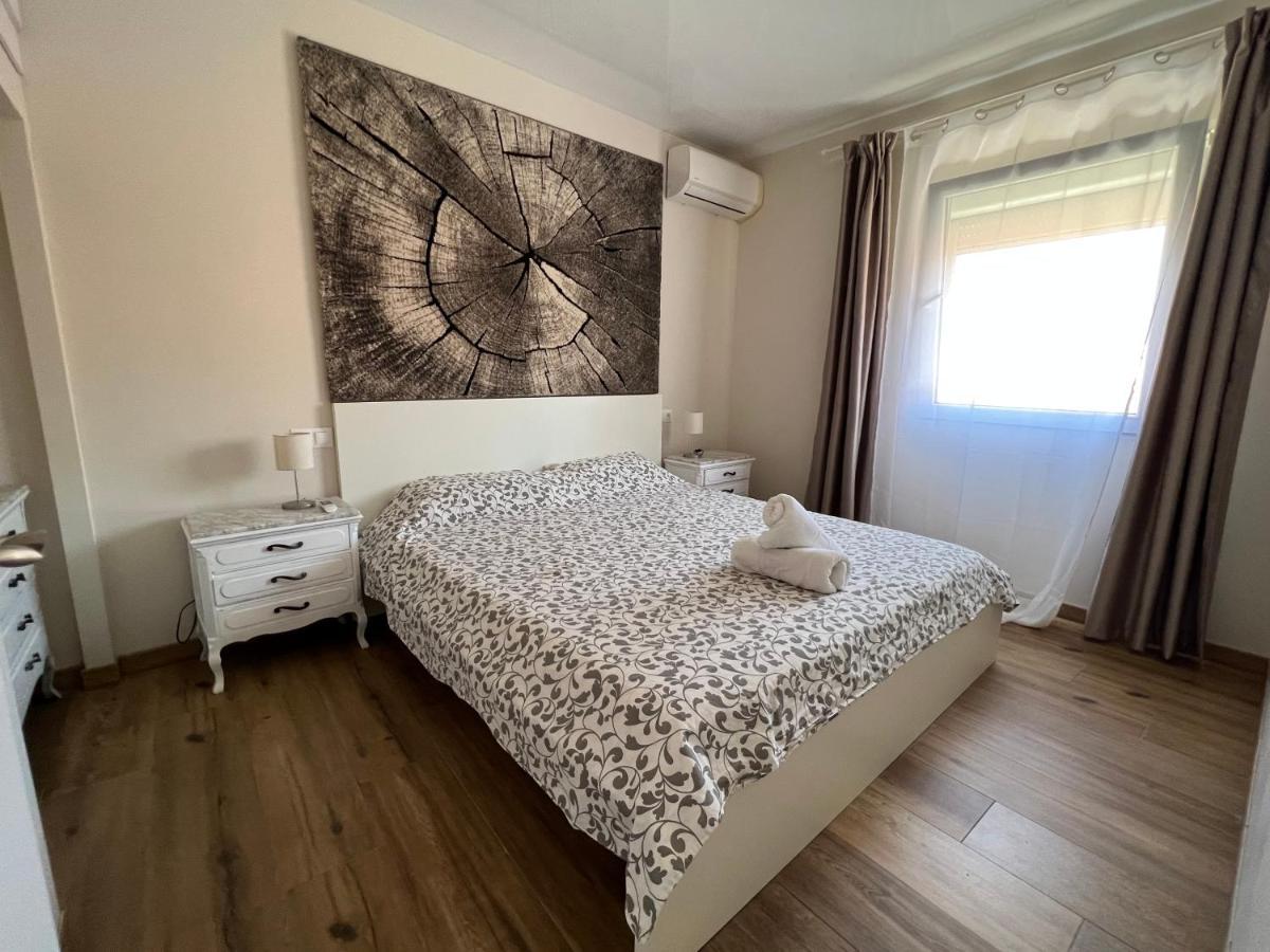 Genuar Apartments Malaga Center. Free Parking Bagian luar foto